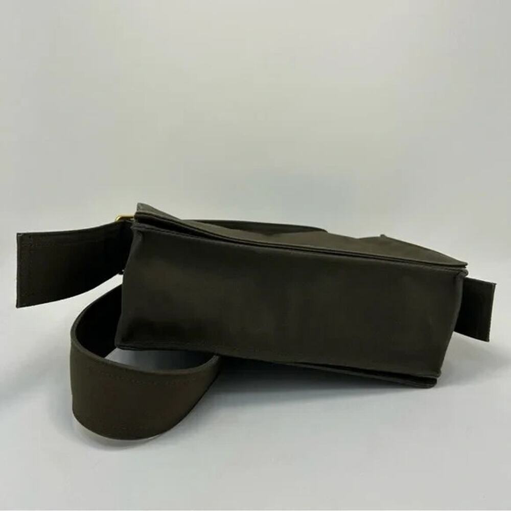 Burberry Olive Green Trench Messenger Bag Crossbody EUC - Picture 7 of 11